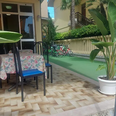 Garni - Pet Friendly 2* Джулианова