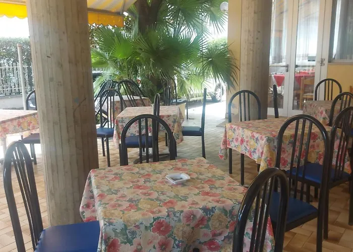 Garni - Pet Friendly 2* Джулианова